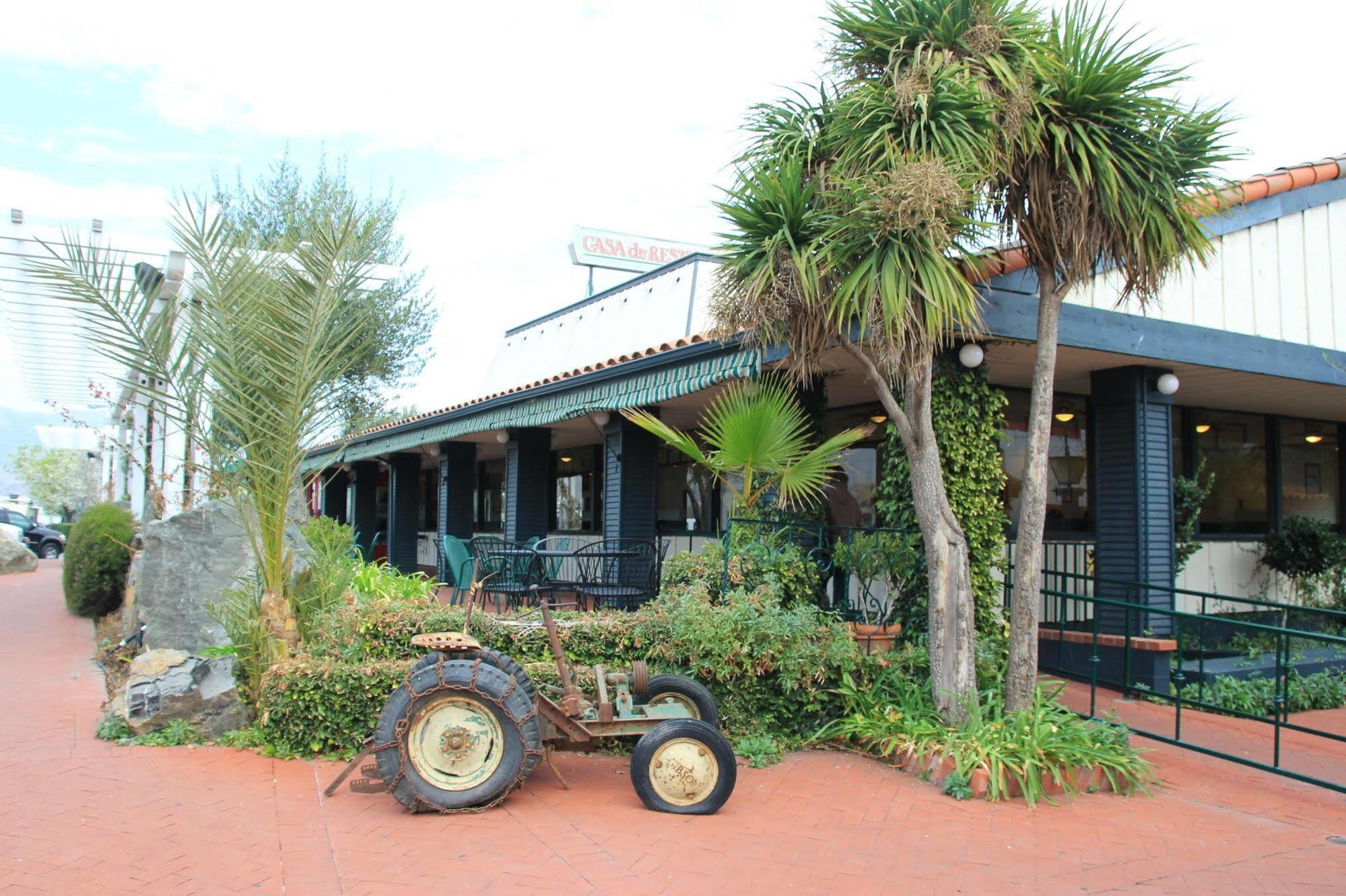Casa De Fruta Cabins, Inn & Rv Park Hollister Eksteriør billede